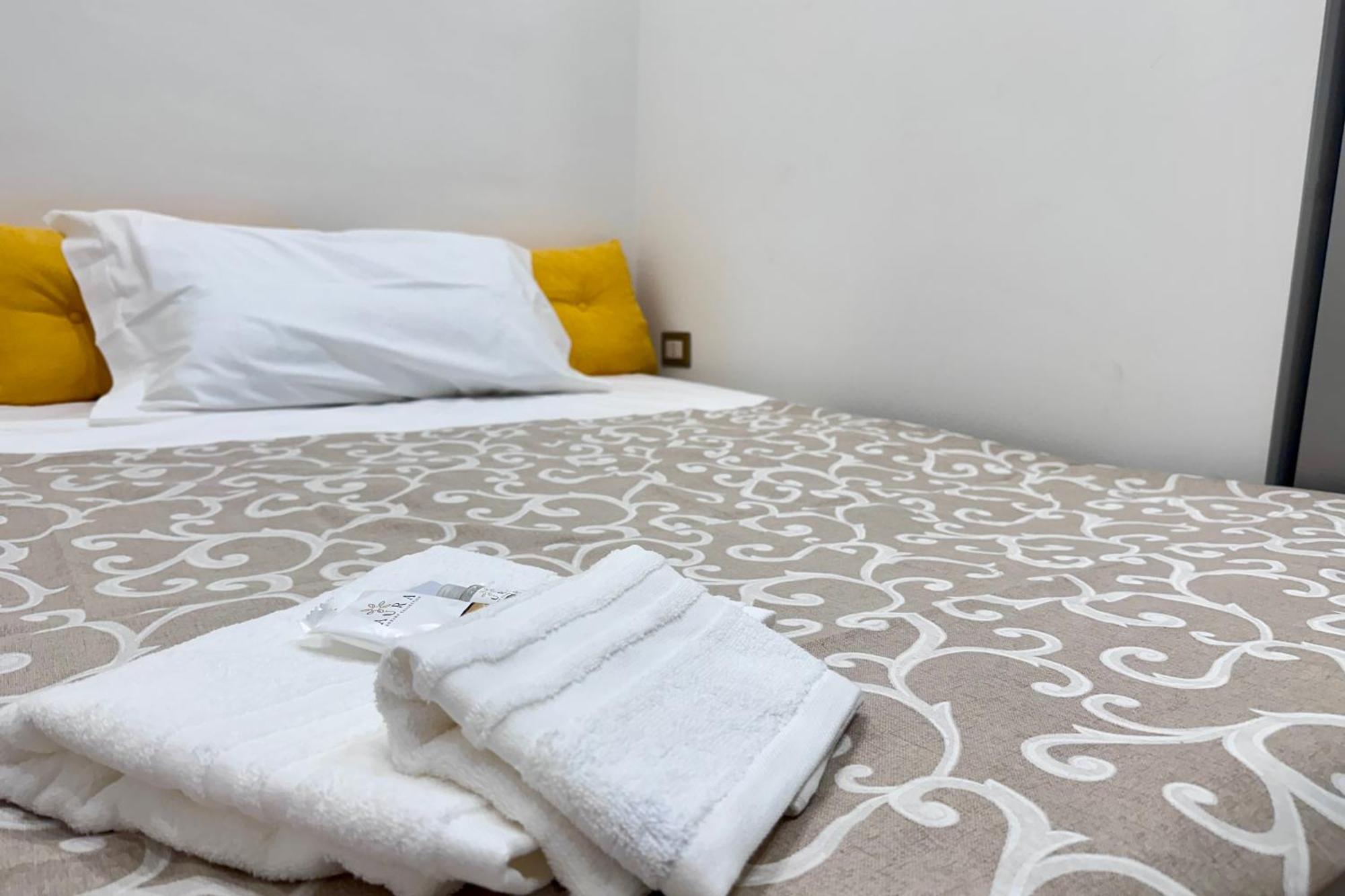 Eden Suite - Central Apartment With Balcony - Мольфетта Экстерьер фото
