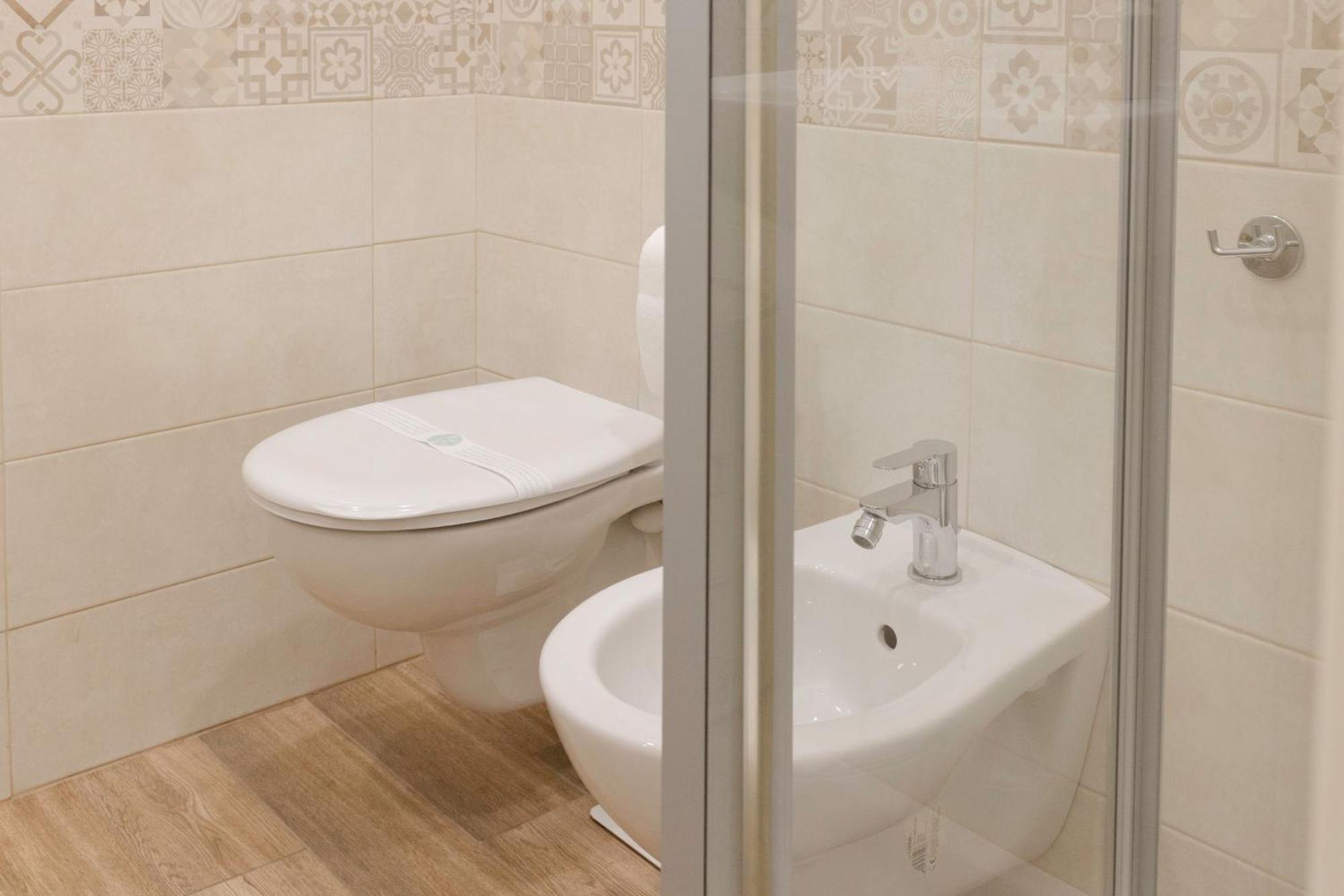 Eden Suite - Central Apartment With Balcony - Мольфетта Экстерьер фото
